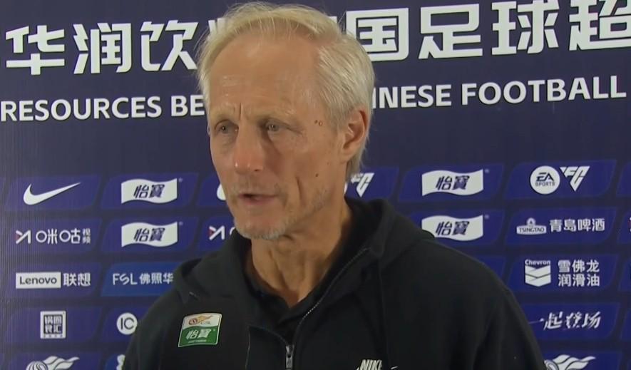 kaiyun-官方：云南主帅安德森离任；24年带队夺中甲冠军，25年中超第8