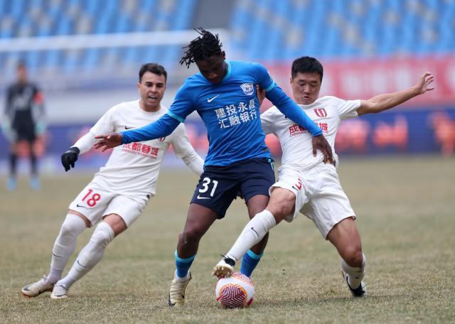 开云体育下载-沧州终结耻辱纪录 爆冷“夺冠热门”缓解压力