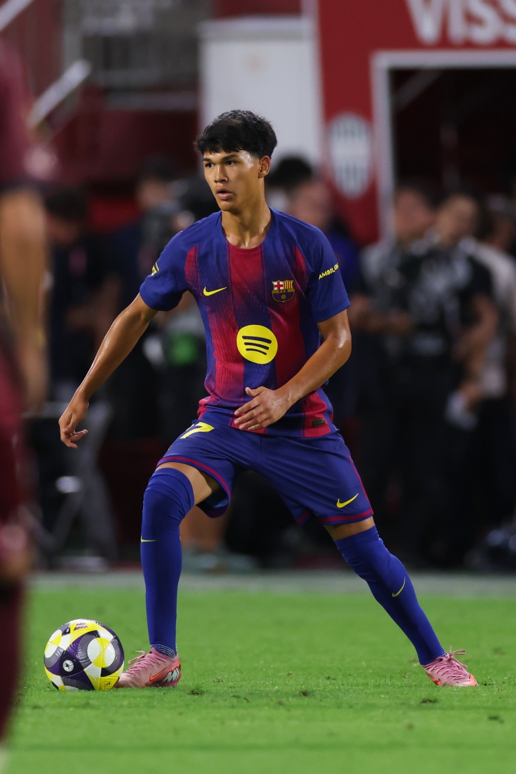 开云体育下载-每体：德罗感觉在巴萨无法实现抱负， 他看起来不会改变离队决定