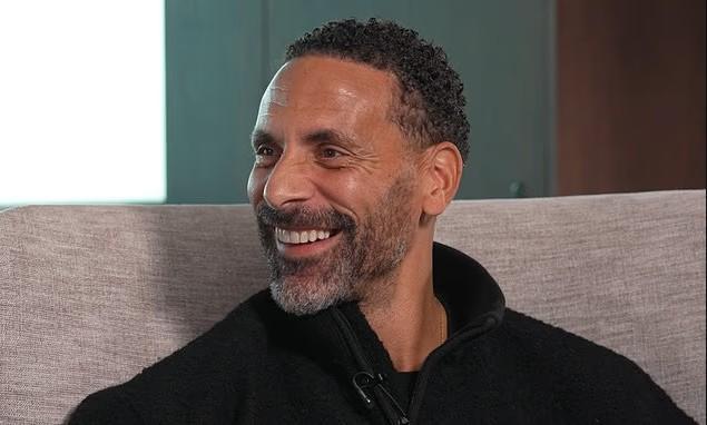 开云体育下载-费迪南德：建议曼联用“疯子型”教练，比如孔蒂或德泽尔比