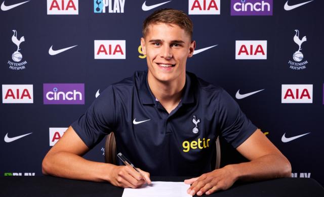 开云APP-热刺官方：荷兰后卫范德芬加盟，签约至2029年