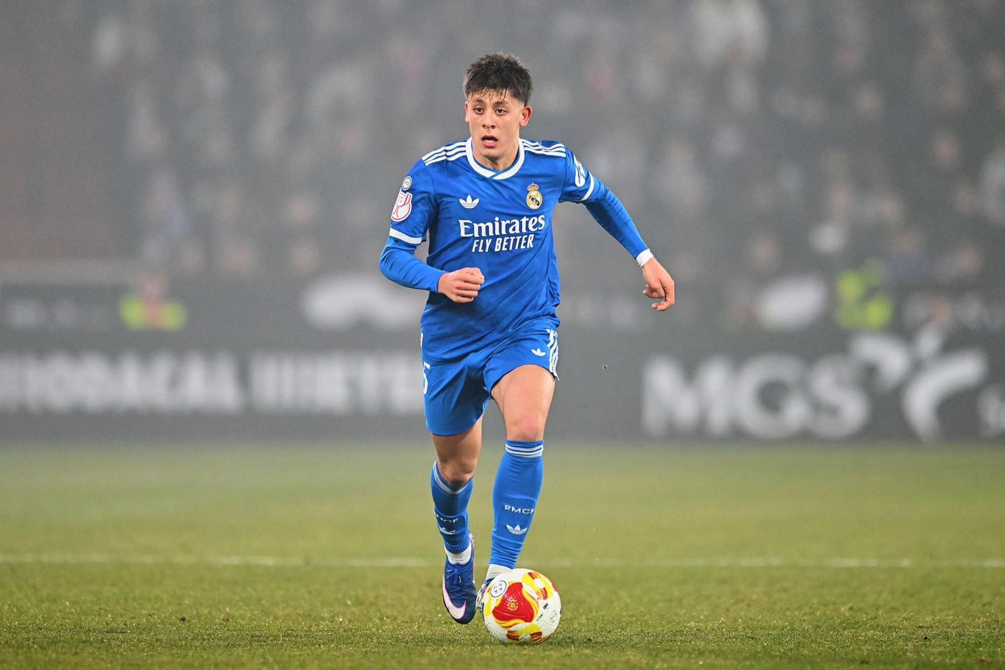 开云体育APP下载-ESPN：阿森纳非常关注居莱尔，可能在夏窗采取行动