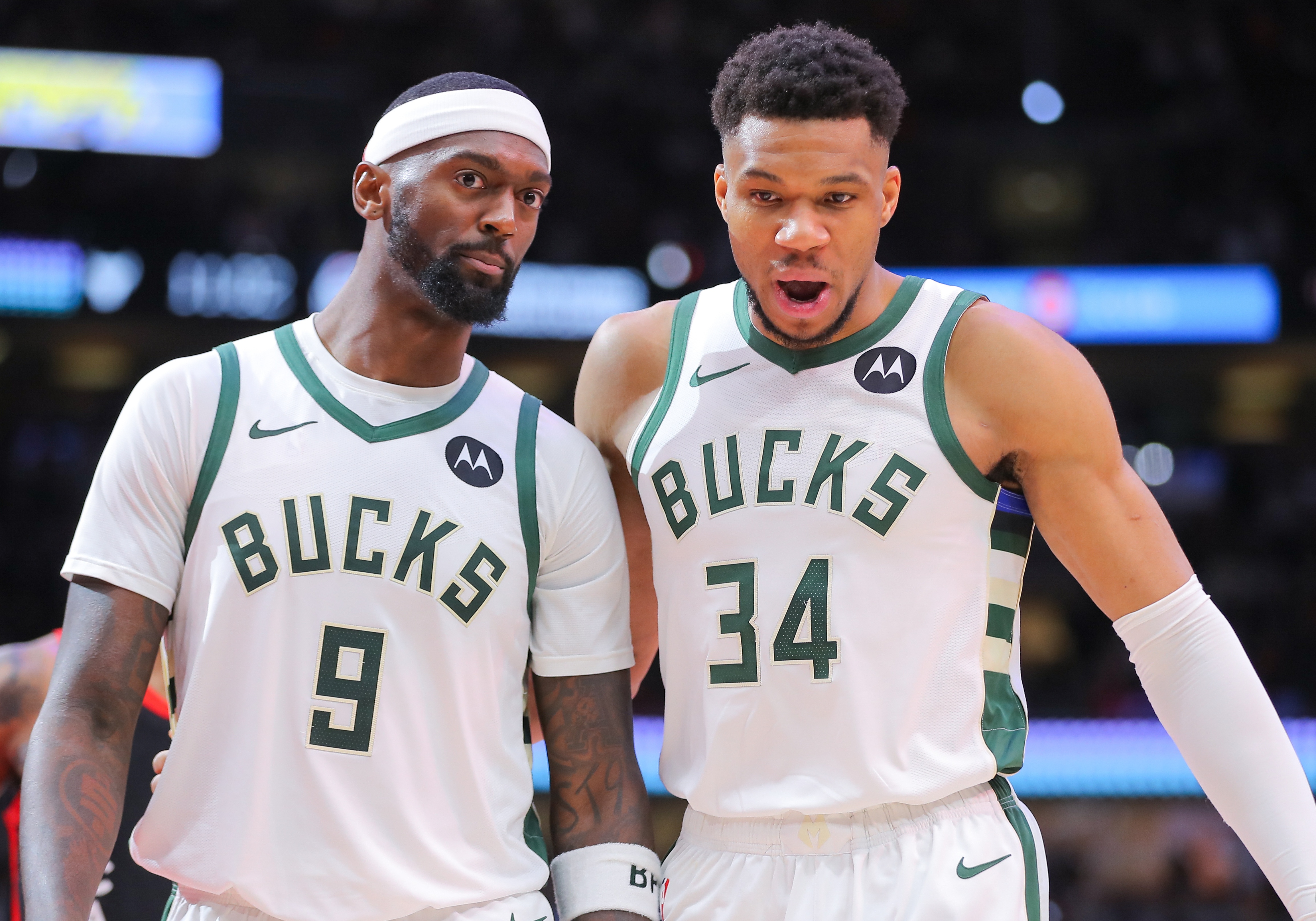 开云体育下载-字母下赛季还回来吗？波蒂斯：满分10分我给5分 还不知道明年情况